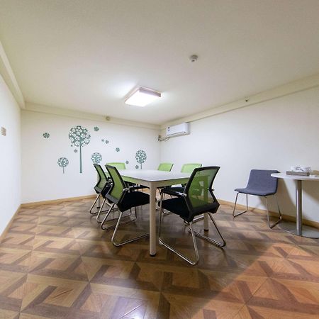 Ibis Styles Nantong Development Zone Shimao Plaza Exterior foto