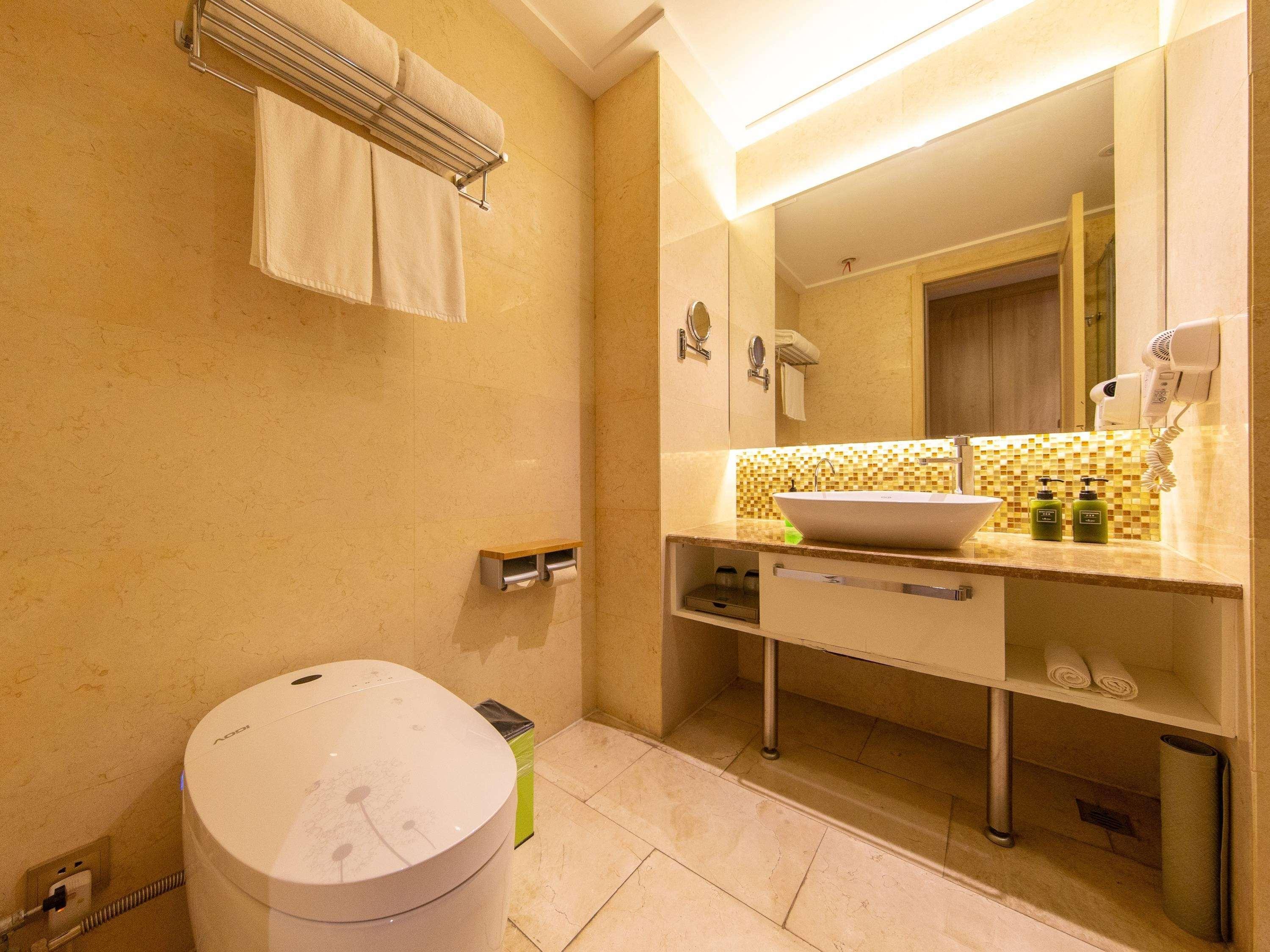 Ibis Styles Nantong Development Zone Shimao Plaza Exterior foto