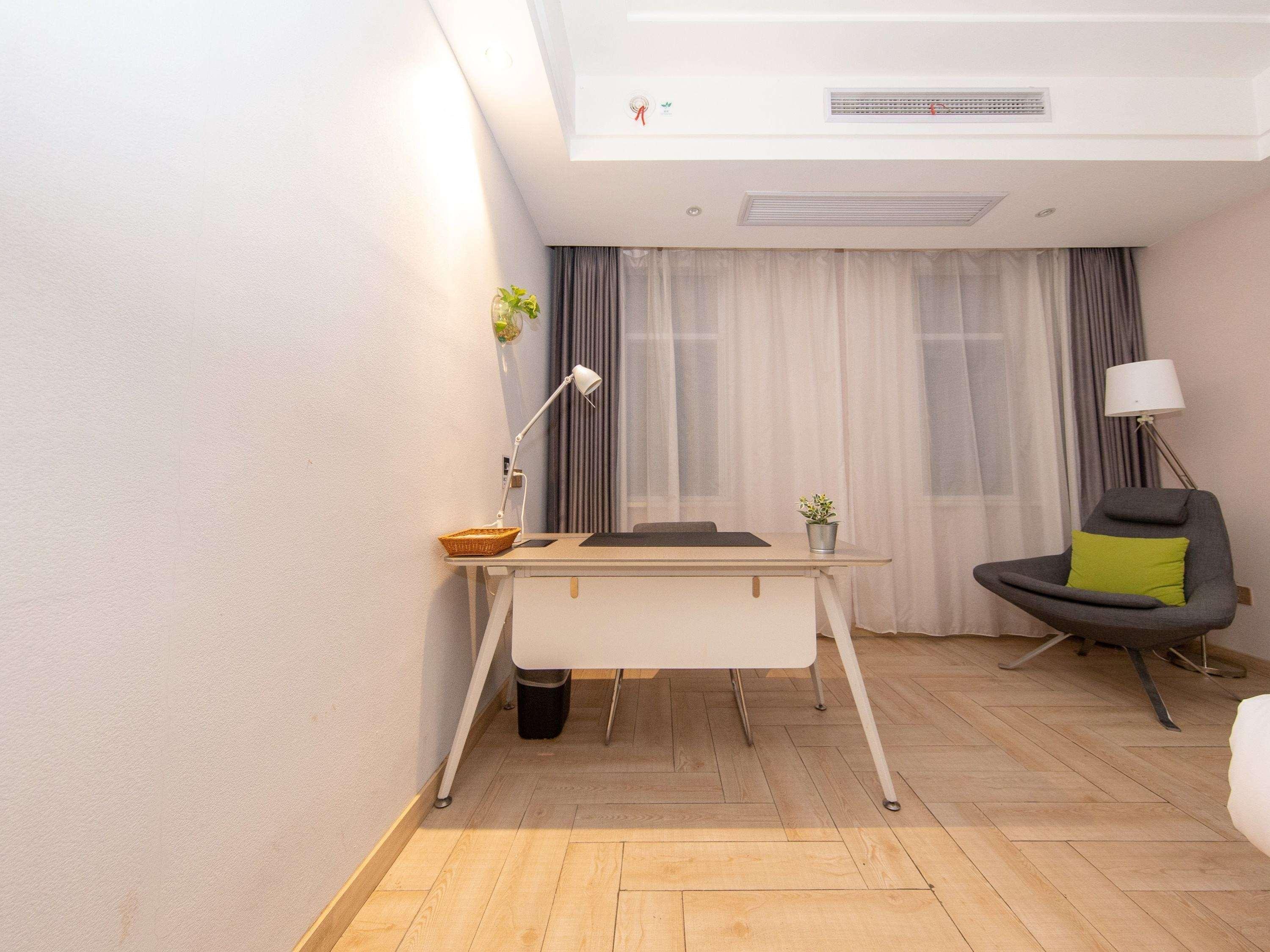 Ibis Styles Nantong Development Zone Shimao Plaza Exterior foto
