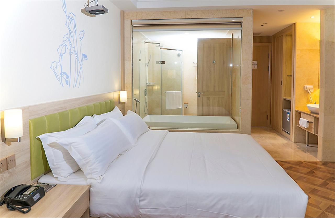 Ibis Styles Nantong Development Zone Shimao Plaza Exterior foto