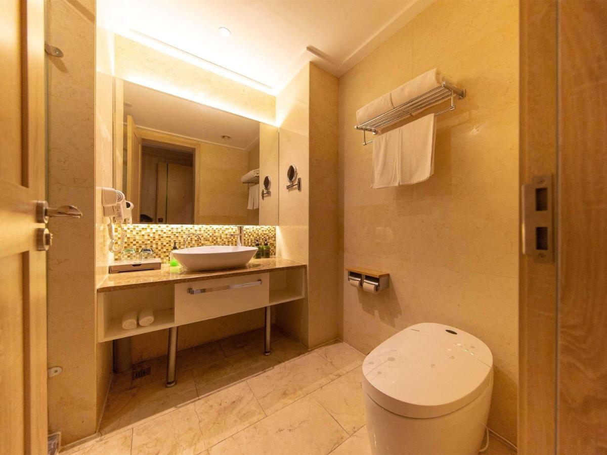 Ibis Styles Nantong Development Zone Shimao Plaza Exterior foto